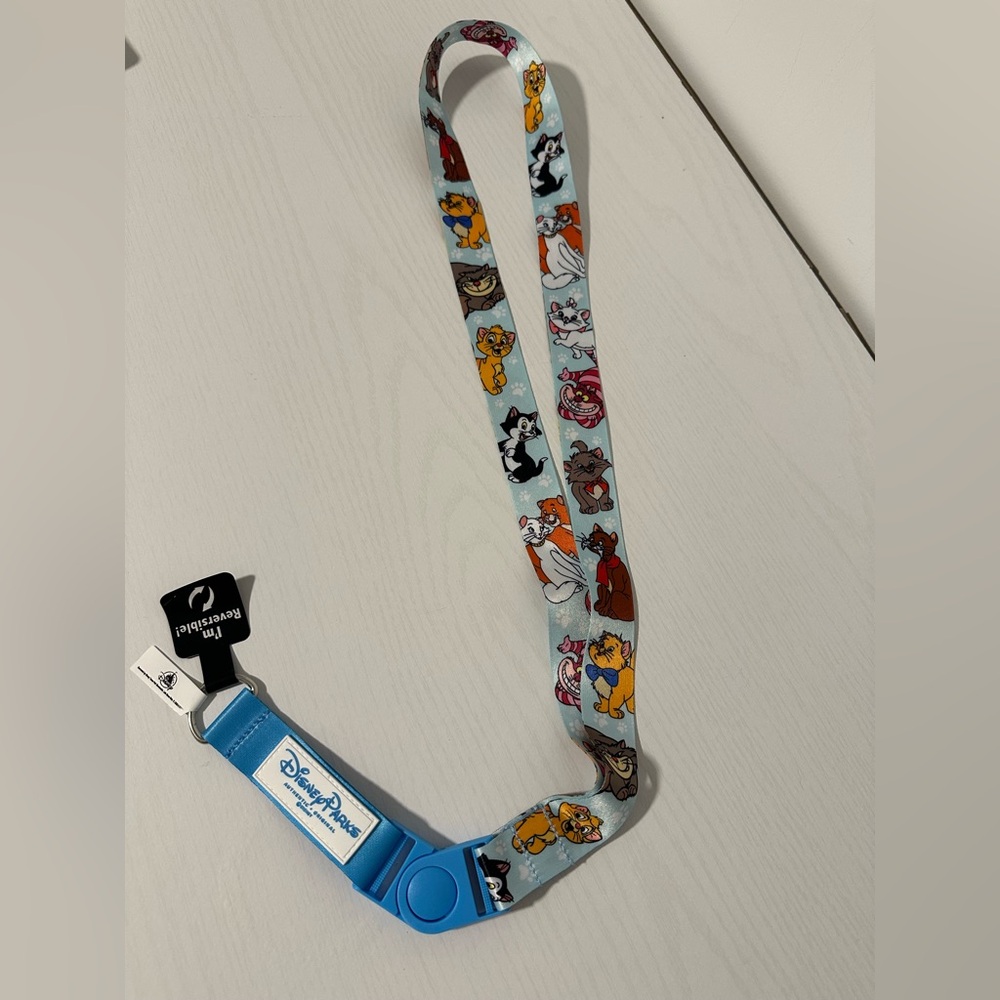 New Disney Parks Cats and Dogs Lanyard reversible Pin Trading light blue